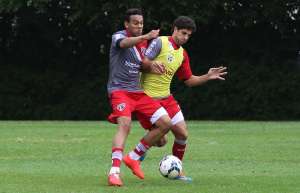 Hudson renova e fica no São Paulo mais três temporadas