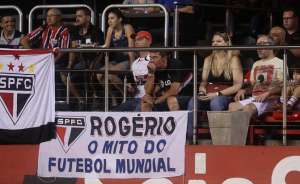 Rogério Ceni admite não estar pronto para se aposentar