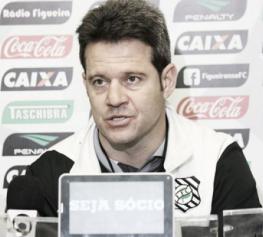 Argel Fucks quer mais três vitórias para escapar da degola com o Figueirense - Foto: Figueirense - Oficial