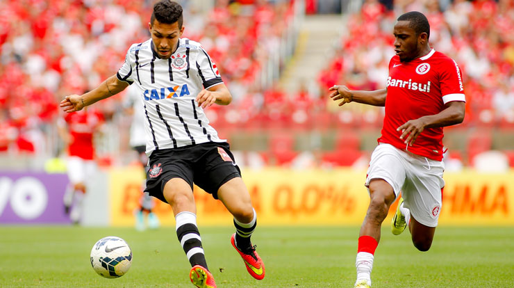 O Corinthians vence o Internacional e segue a sua saga 