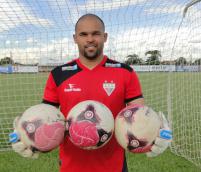 Márcio completou 450 jogos pelo Atlético-GO