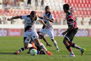 SÉRIE B: Ponte pode abrir vantagem com confronto dentro do G4 e Ceará faz clássico regional