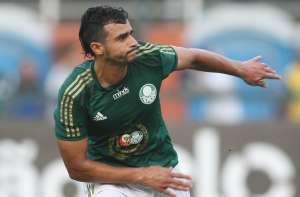 Henrique trocaria artilharia por permanência na Série A