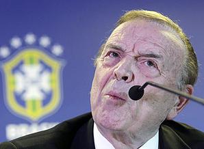 José Maria Marin não está nem aí com os clubes em jogos caça-níqueis da Seleção - Foto: CBF News