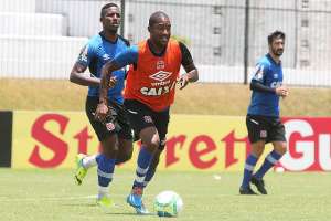 Série B: Rodrigo fica fora de treino, mas não preocupa o Vasco