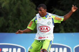 Dorival confirma Mazinho como titular no Mineirão