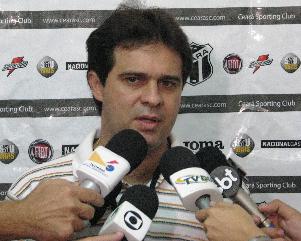 Cartola burguês, deputado Evandro Leitão, confirma Sérgio Soares no Ceará  apesar dos protestos da torcida