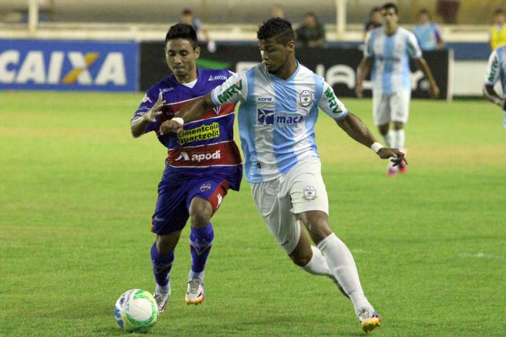 Primeiro jogo entre Macaé e Fortaleza terminou 0 a 0