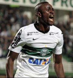 Camaronês Joel abriu o placar no primeiro tempo para o Coritiba em cima do vice-lanterna Botafogo - Foto: Coritiba - Oficial