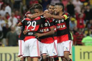 Luxemburgo admite poupar jogadores do Flamengo em clássico