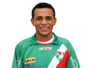 Lateral-esquerdo Piauí acerta com Rio Claro para o Campeonato Paulista