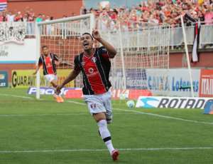 SÉRIE B: Clássico catarinense pode definir novo líder provisório