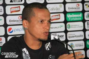 Série B: Após troca de técnico, Ceará dispensa Amaral e Souza