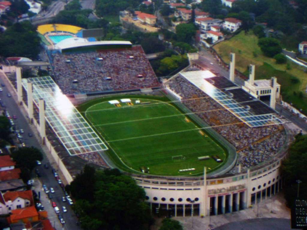 O histórico Pacaembu é palco de mais um derbi paulista