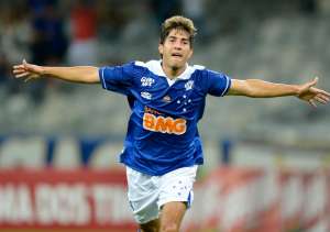 Site italiano diz que Milan quer Lucas Silva, do Cruzeiro, e Marlon do Flu