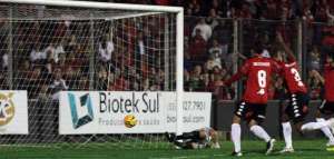 SÉRIE D: Invictos caem e mandantes ficam perto de vaga na semifinal....