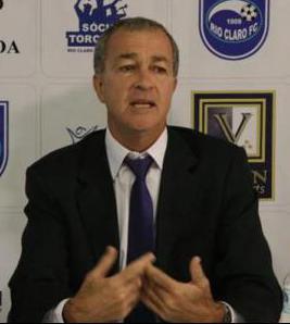 Cartola pé quente e treinador do Paulistão 2015 no “Camarote” da Rede Família de Televisão