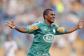 Ignorado por Gareca, Mazinho 'ressurge' com Dorival