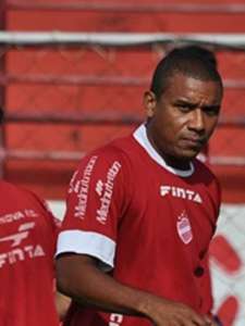 Paulistão 2015: Linense confirma contratação de zagueiro Álvaro e lateral Jonatas