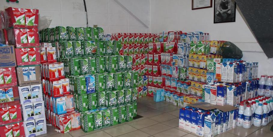 Quase 2.400 litros de leite foram arrecadados no confronto entre Mogi Mirim x Salgueiro