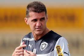 Sem Mancini e com dúvidas, Botafogo inicia preparação para pegar Inter