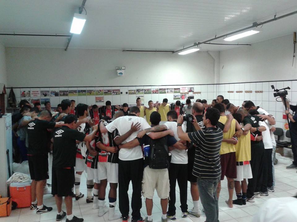 Joinville 1 x 0 Bragantino - Apesar de ansiedade e desgaste, JEC vence, lidera a Série B e vai secar a Ponte Preta 2 0002050039295 img