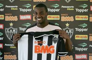 Rio Claro acerta com volante Alê, ex-São Paulo, para o Paulistão