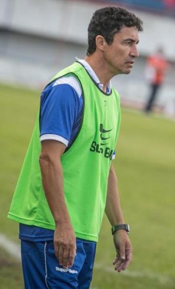 Betinho fez história com o Confiança de Sergipe, ao conquistar o acesso histórico na Série D