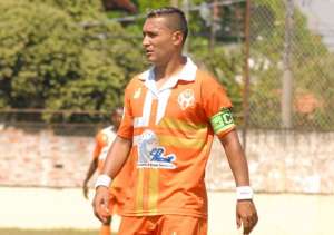 Segundona: Atacante do Atibaia comemora a disputa de mais um título paulista