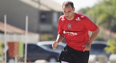 Capitão Leandro Leite cumpre suspensão e deve voltar ao Brasil para a decisão diante do Londrina