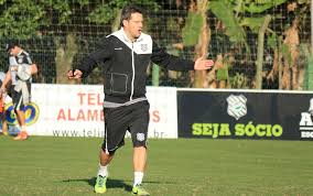 Argel Fucks só deve definir time titular nesta sábado