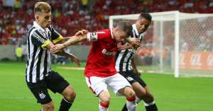 Com vantagem histórica dos confrontos, Santos encara o Internacional na Vila Belmiro