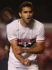 BRASILEIRÃO CHEVROLET: Cruzeiro e São Paulo vencem e mantêm a diferença de cinco pontos pela liderança