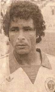 Marinho, que disputou a Libertadores pelo Guarani, morre em Curitiba