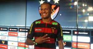 Após fim de jejum de vitórias, lateral do Sport projeta vaga na Sul-Americana