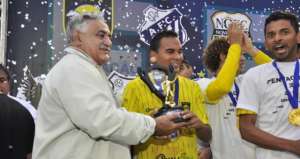 São Bento  está atrás de matador para o Paulistão 2015