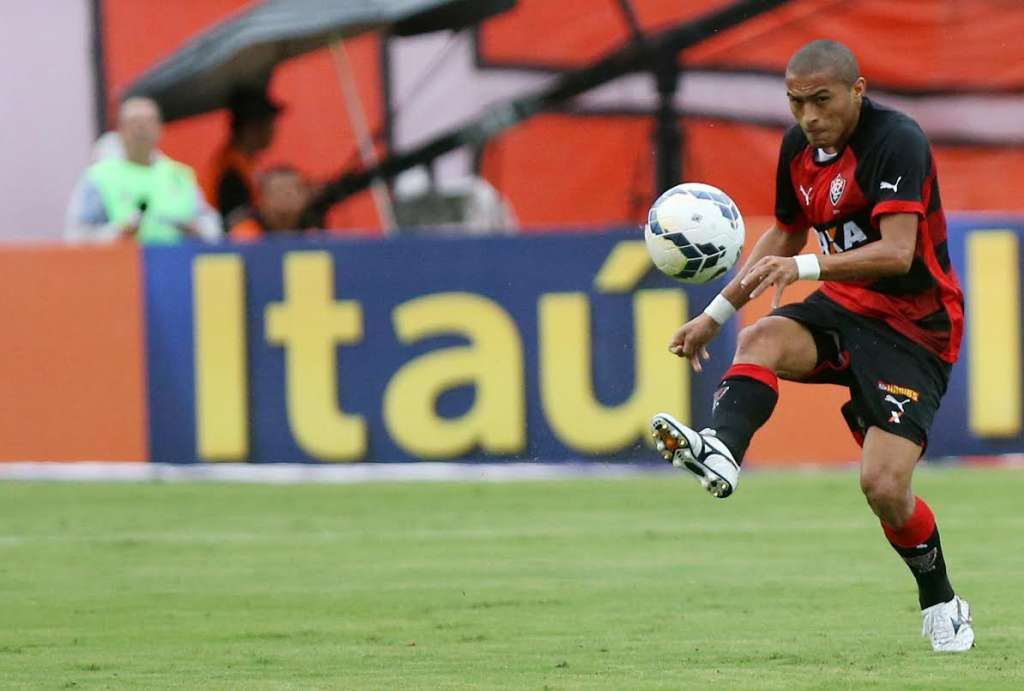 Nino Paraíba pede apoio da torcida para a decisão contra o São Paulo
