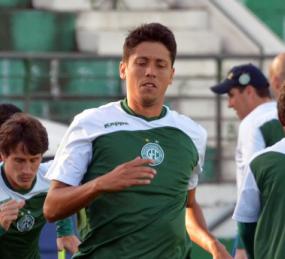 Especulado na Portuguesa, volante do Guarani detona: “me livrei de uma fria”