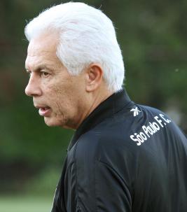 Leão: conhecimento e experiência para comandar futebol do Palmeiras