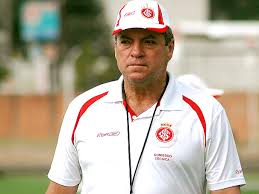 Abel testa Inter com dois atacantes, mas mantém mistério