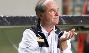 Levir relaciona titulares, mas deve poupar jogadores contra o Palmeiras