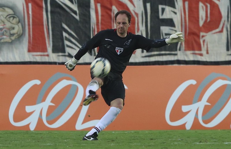 Seleção do Brasileirão vem com pentacampeões e trio de meias 2 0002050042092 img
