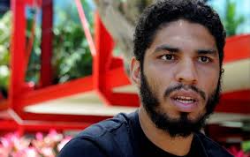 Zagueiro Wallace pede reformulação no elenco do Fla