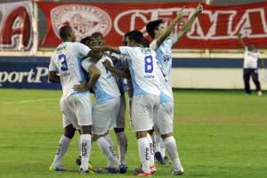 Série C: Josué Teixeira define substituto de Douglas Assis, suspenso