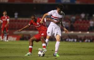 Paulão, do Internacional, afirma não estar impedido em gol irregular no Morumbi