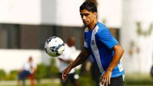 Renato espera eleição para negociar contrato no Santos