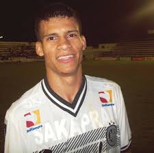 Sonhando com Luis Fabiano, Flamengo encaminha acerto com Thallyson