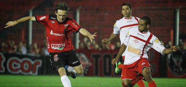 Tombense faz mistério na escalação, mas tem quatro suspensos para a grande final da Série D