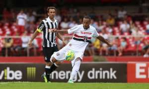 Ingressos para o clássico entre Santos e São Paulo, na Arena Pantanal, começam a ser vendidos nesta sexta