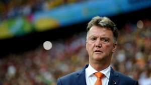 Mano Menezes cita Van Gaal no campeão do mundo: 'Demora para montar time campeão'